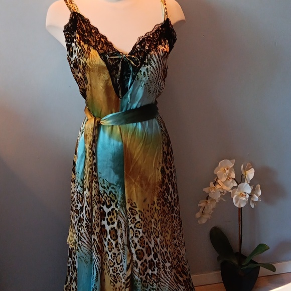 Orna Farho Paris silk animal print jumpsuit w/tie - Picture 2 of 7